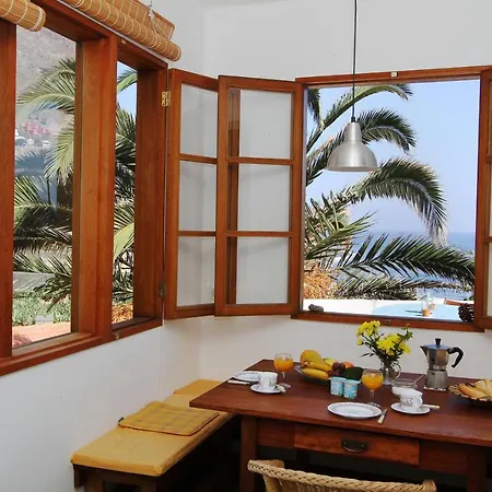 Vista Del Mar *